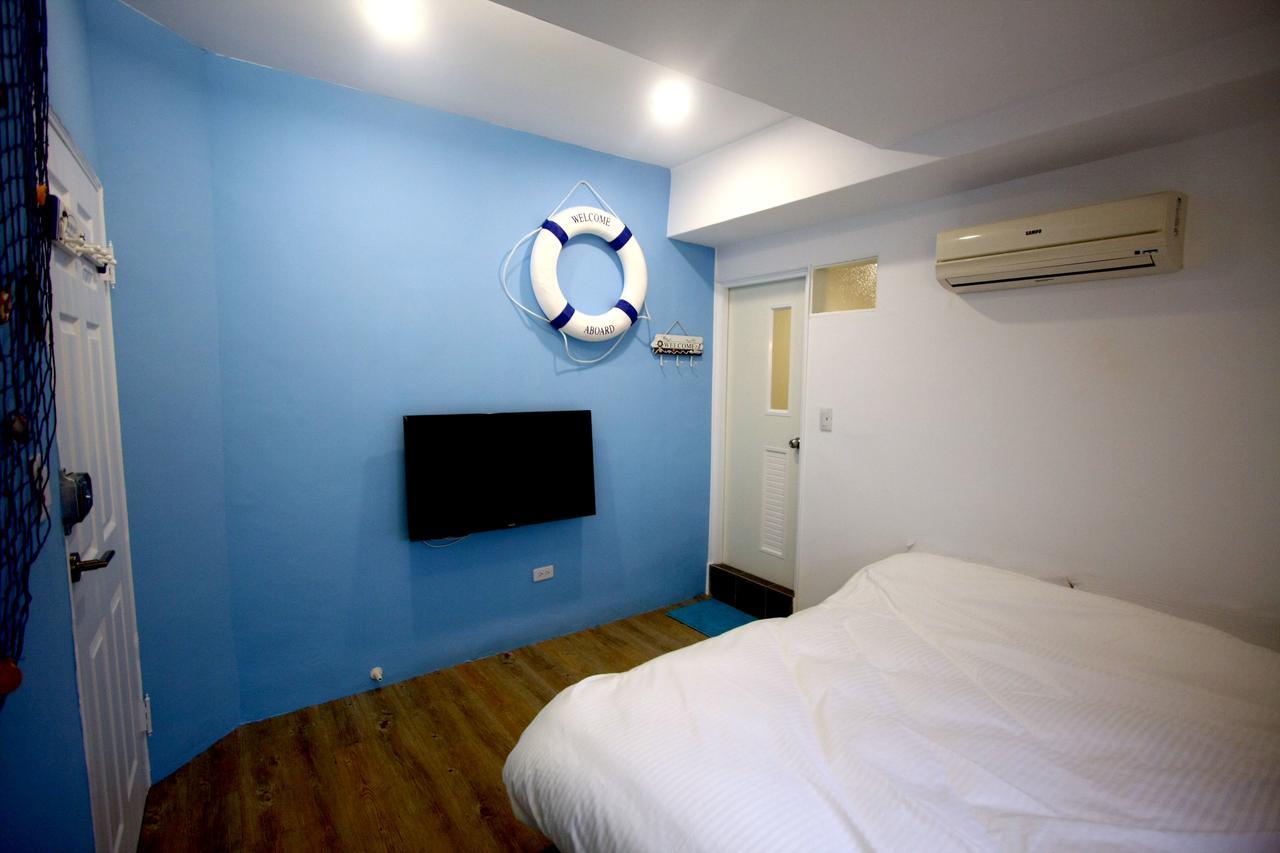 Color House Hostel Tajcshung Szoba fotó