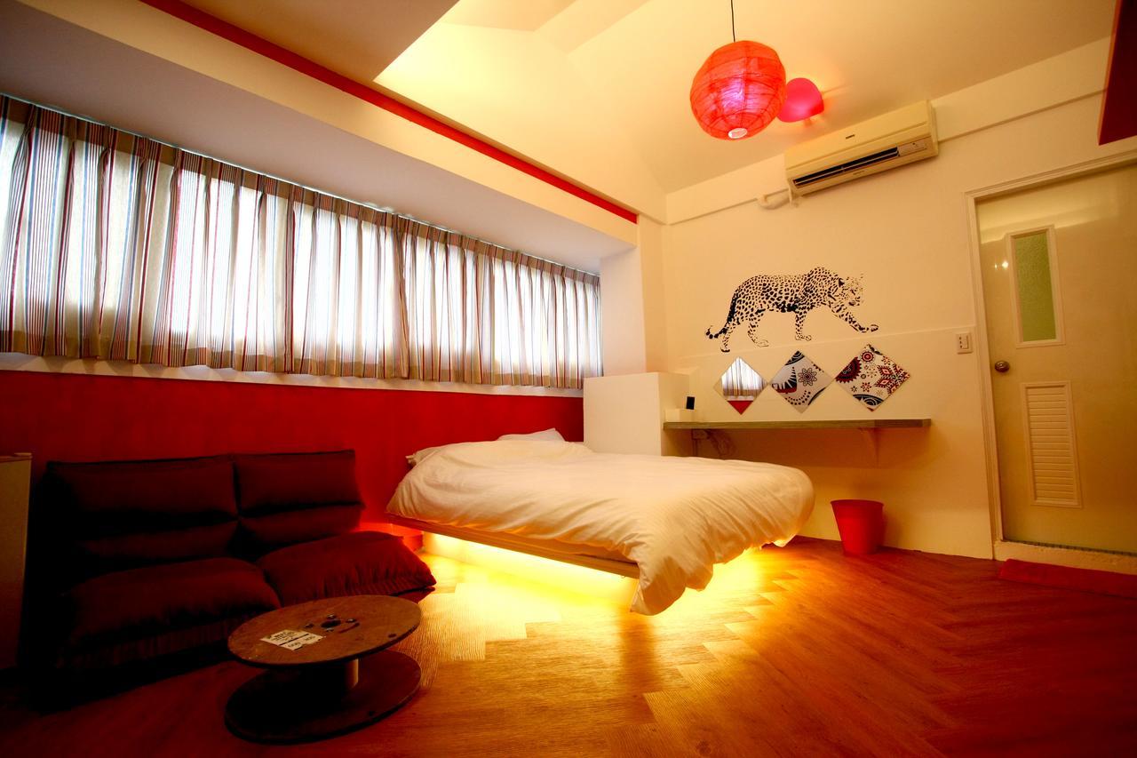 Color House Hostel Tajcshung Szoba fotó